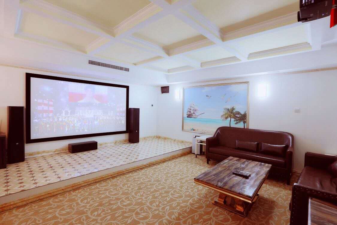 生态园轰趴别墅派对松江桃源府邸大草坪婚庆店